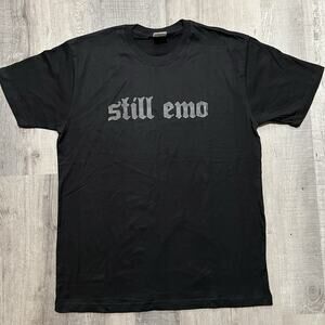 Vintage Still Emo Black Grunge T Shirt Basic Spell Out Band Festival Concert L